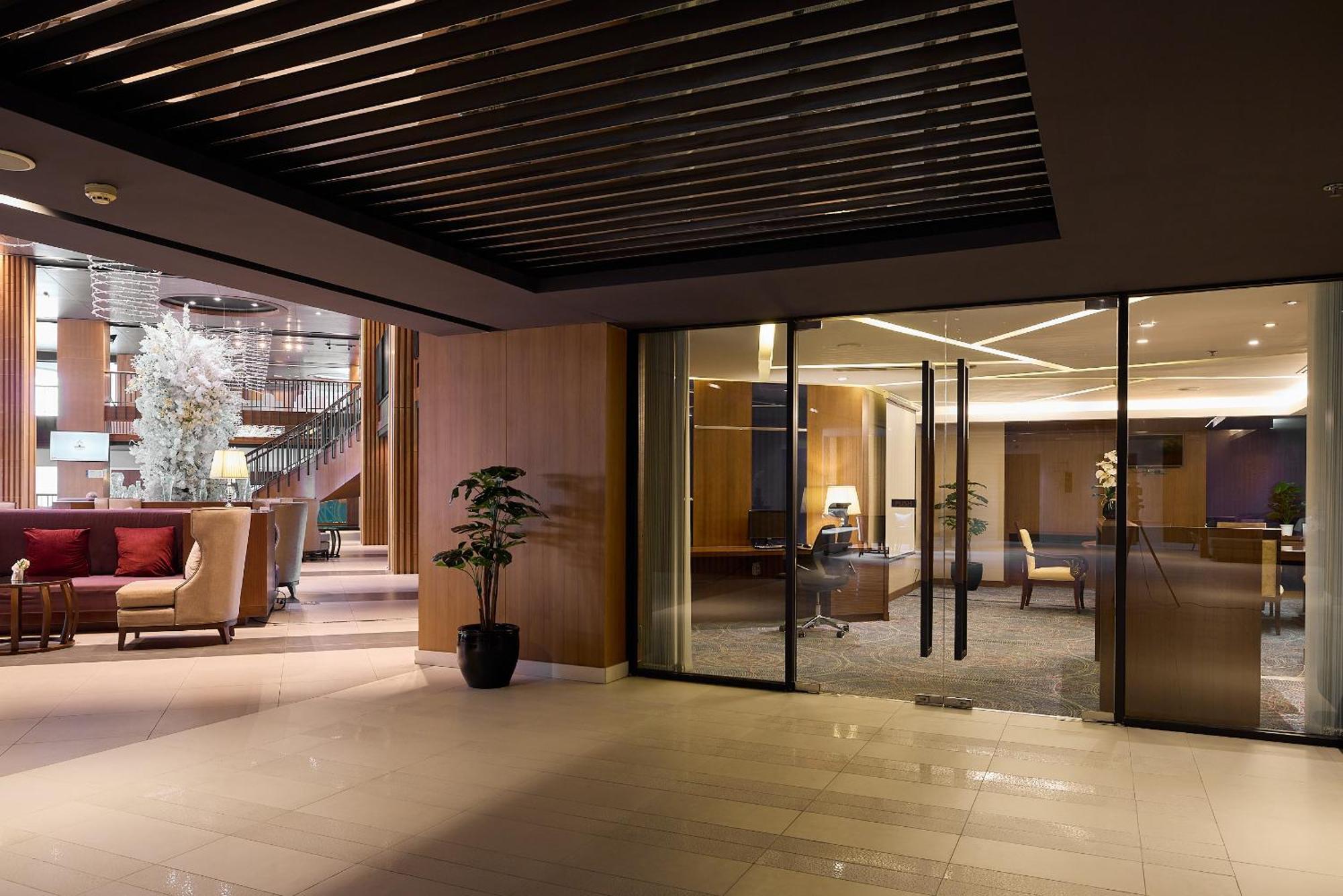 Rua Rasada Hotel - The Ideal Venue For Meetings & Events Trang Exteriör bild